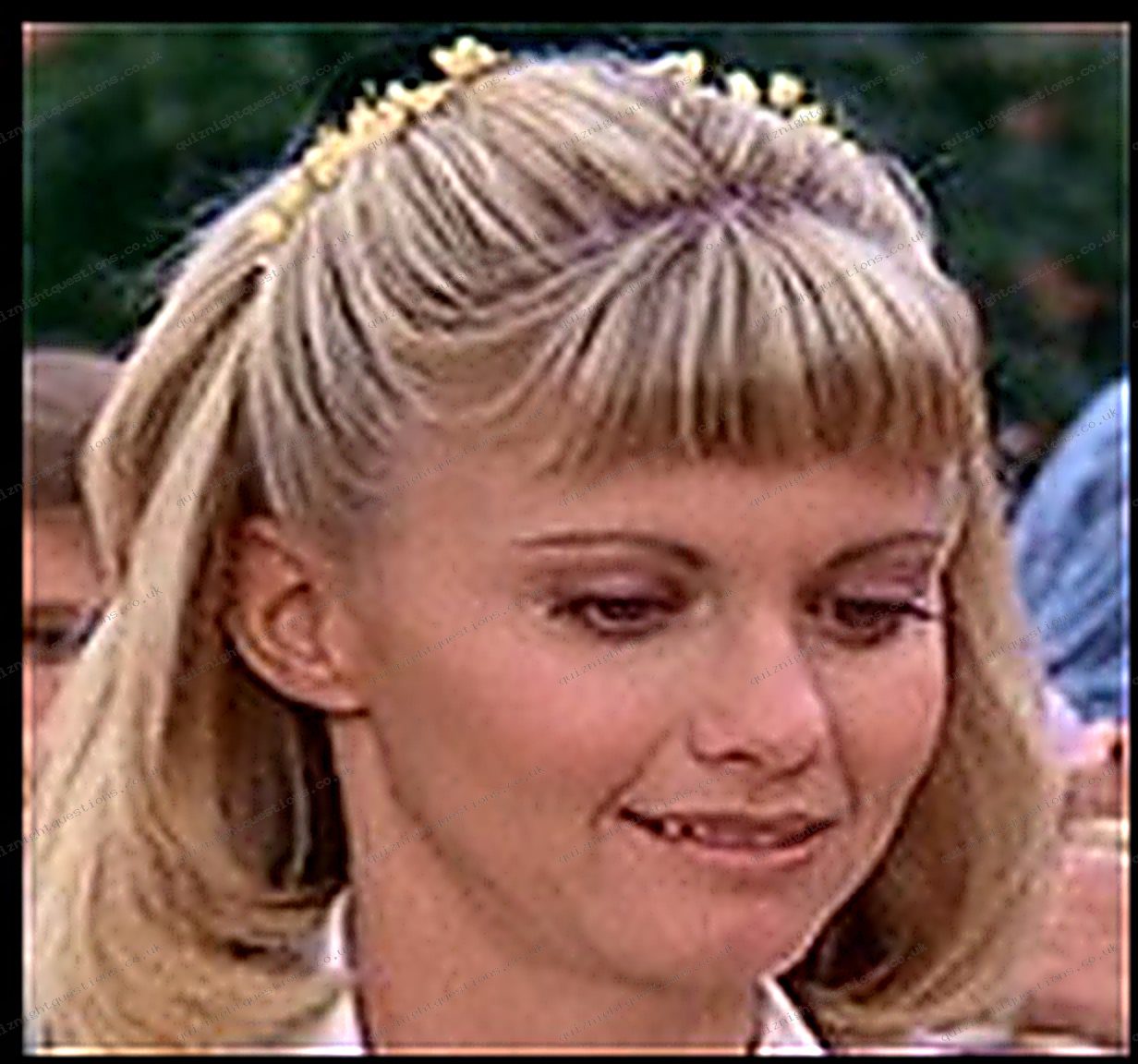 Sandy picture quiz clue